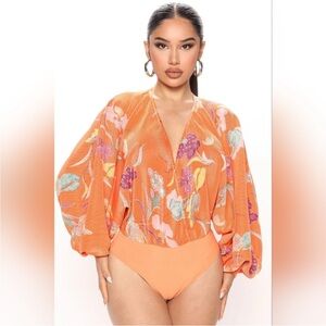 Fashion Nova Laying On Flowers Bodysuit new size M